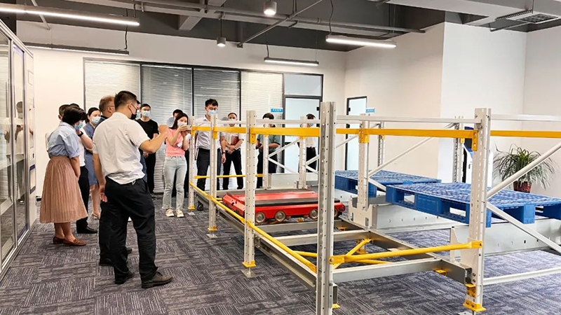 自動化立體倉庫,立體倉庫,藍(lán)天智能,Miniload,堆垛機(jī),穿梭車,AGV 自動化立體倉庫,立體倉庫,藍(lán)天智能,Miniload,堆垛機(jī),穿梭車,AGV